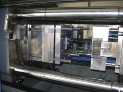 Sprue roating tool